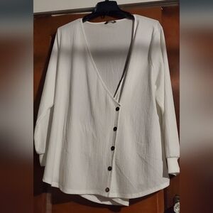 5 For 25$ Bloomchic v-neck Blouse